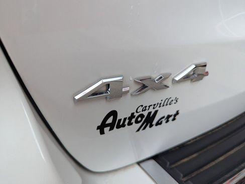 Used 2016 Jeep Grand Cherokee Overland AWD/4WD image 29