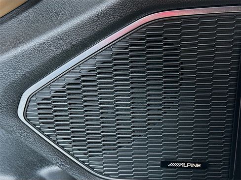 Used 2021 Jeep Grand Cherokee L Summit w/ Luxury Tech Group V image 19