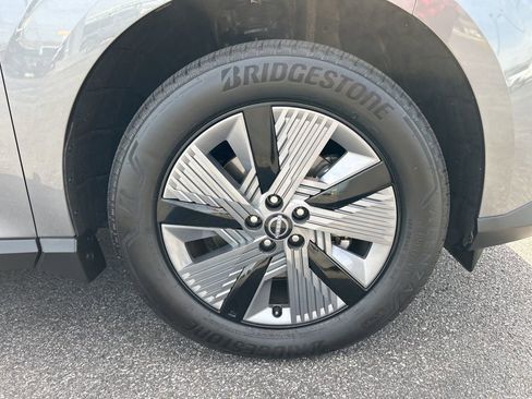 Used 2025 Nissan Murano SL AWD/4WD image 40