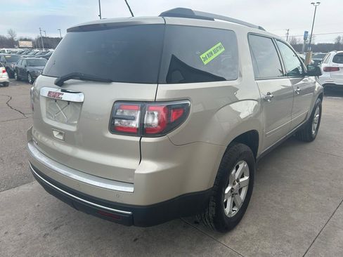 Used 2015 GMC Acadia SLE image 5