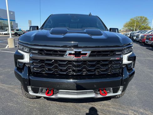 Used 2025 Chevrolet Silverado 1500 ZR2 w/ Technology Package AWD/4WD image 10