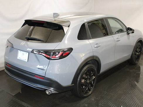 Used 2024 Honda HR-V Sport image 4