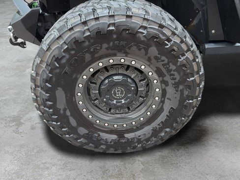 Used 2020 Jeep Wrangler Unlimited Rubicon AWD/4WD image 11