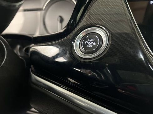 Used 2023 Cadillac XT6 Sport image 11