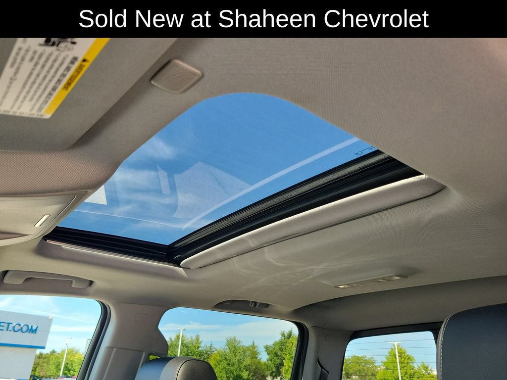 Used 2018 Chevrolet Silverado 1500 LTZ Z71 w/ LTZ Plus Package AWD/4WD image 8