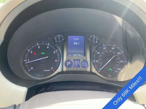 Used 2018 Lexus GX 460 Premium w/ Premium Package AWD/4WD image 23