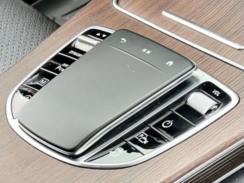 Certified 2022 Mercedes-Benz GLC 300 4MATIC image 17