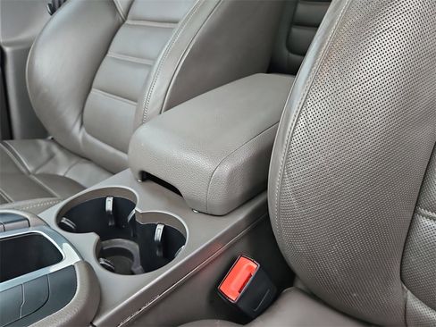 Used 2016 Porsche Macan S image 11