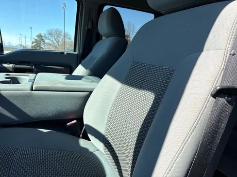 Used 2011 Ford F250 XLT w/ XTR Pkg image 15