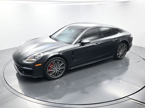 Used 2022 Porsche Panamera 4S image 37