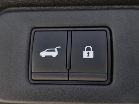 New 2026 Nissan Rogue SV FWD image 10