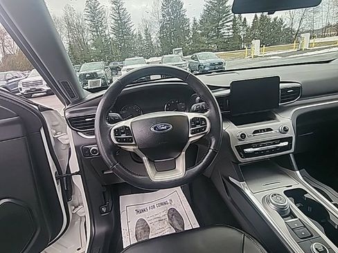 Used 2023 Ford Explorer XLT w/ Equipment Group 202A image 2