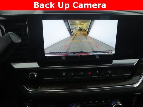 Used 2024 GMC Sierra 3500 SLE w/ SLE Convenience Package image 24