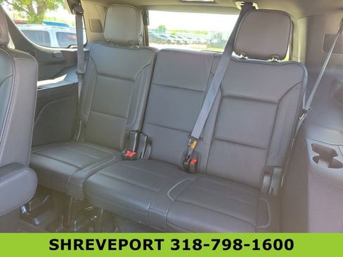 Used 2024 GMC Yukon Denali RWD image 9