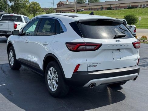 Used 2024 Ford Escape Active w/ Tech Pack #2 AWD/4WD image 6