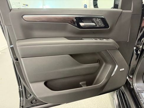 New 2026 Chevrolet Tahoe Premier image 14