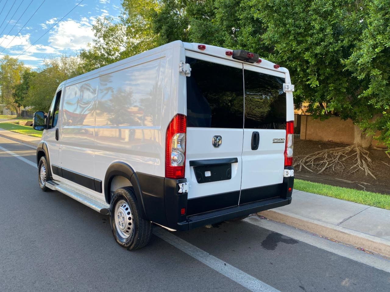 Used 2025 RAM ProMaster 2500 w/ U-Haul Equipment Group FWD image 57