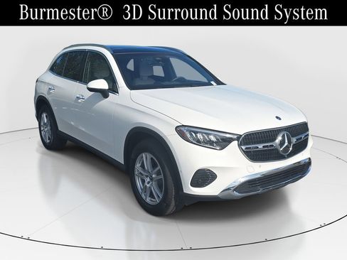 Certified 2025 Mercedes-Benz GLC 300 4MATIC image 3