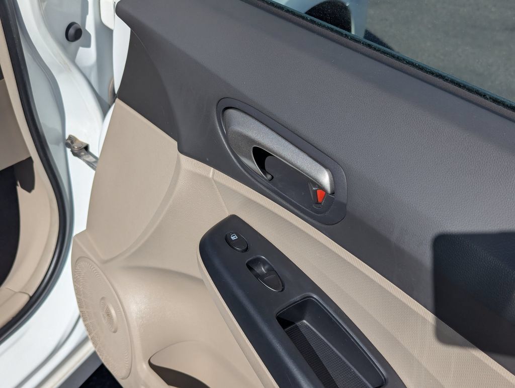 Used 2011 Honda Civic GX image 27