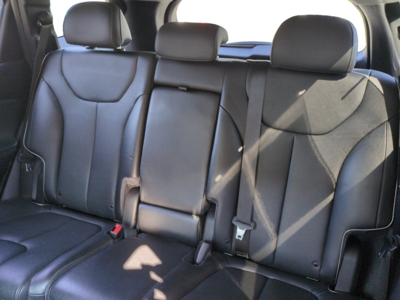 Used 2021 Hyundai Santa Fe SEL FWD image 25