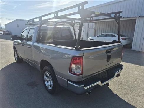 Used 2022 RAM 1500 Big Horn AWD/4WD image 39