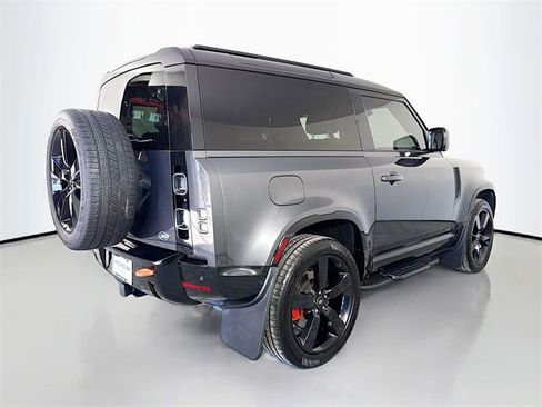 Certified 2022 Land Rover Defender 90 X image 5