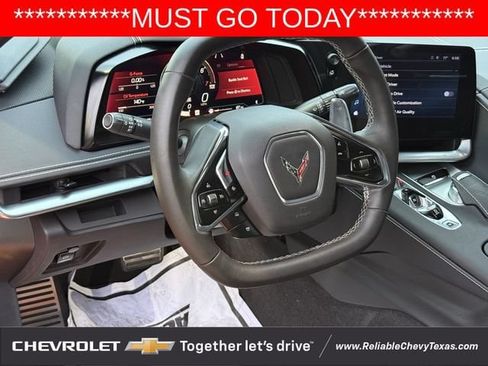 Used 2024 Chevrolet Corvette Stingray Coupe RWD image 12