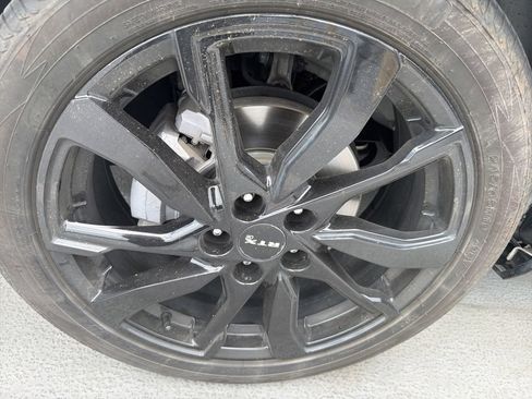 Used 2024 Buick Envista Sport Touring w/ Convenience I Package FWD image 3