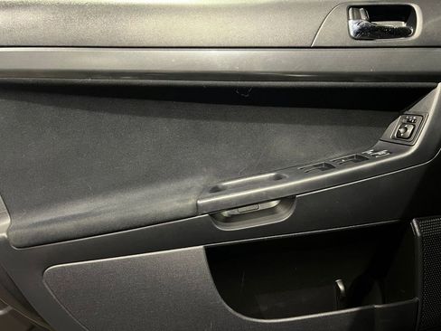 Used 2010 Mitsubishi Lancer Evolution GSR image 18