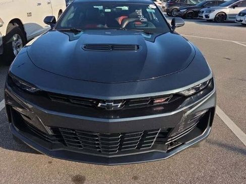 Used 2021 Chevrolet Camaro SS RWD image 2