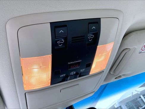 Used 2017 Lexus GX 460 Luxury image 30