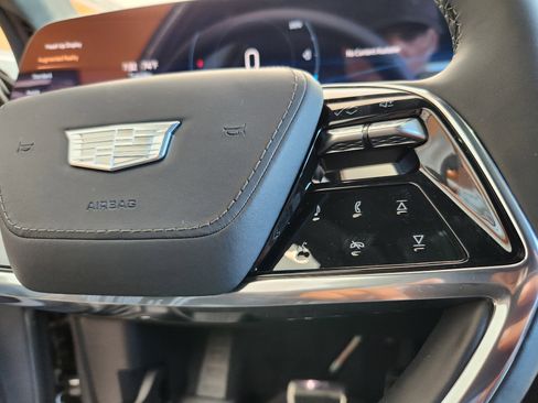 New 2026 Cadillac Vistiq Premium Luxury w/ LPO, Floor Liner Package image 31