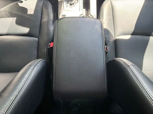 Used 2024 Toyota 4Runner Limited AWD/4WD image 16