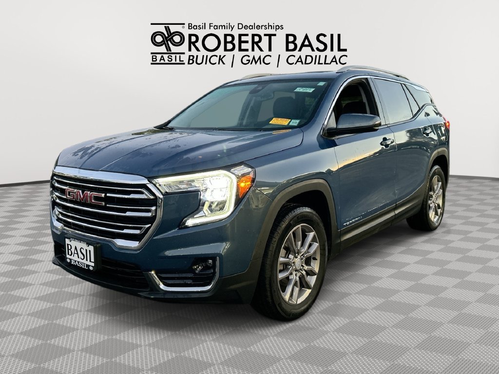 Used 2024 GMC Terrain SLT AWD/4WD image 1