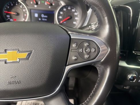 Used 2021 Chevrolet Traverse LT w/ LT Premium Package image 26