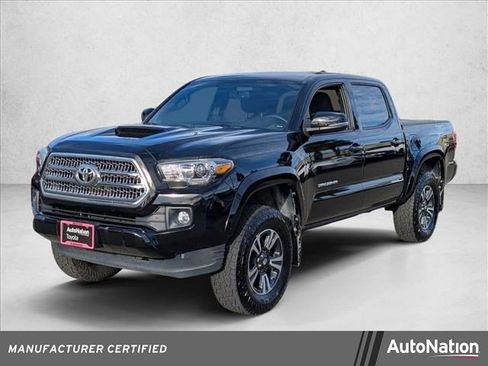 Certified 2017 Toyota Tacoma TRD Sport image 1