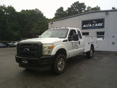 Used 2011 Ford F250 XL w/ Snow Plow Prep Pkg