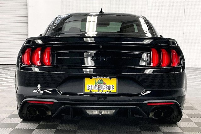 Used 2021 Ford Mustang GT Premium w/ Black Accent Package RWD image 5