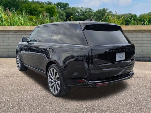 New 2026 Land Rover Range Rover Long Wheelbase SE image 6