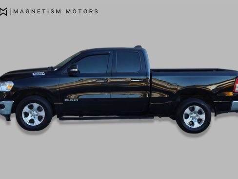 Used 2020 RAM 1500 Big Horn AWD/4WD image 3