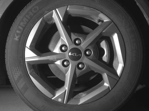 Used 2025 Kia K4 LXS image 13