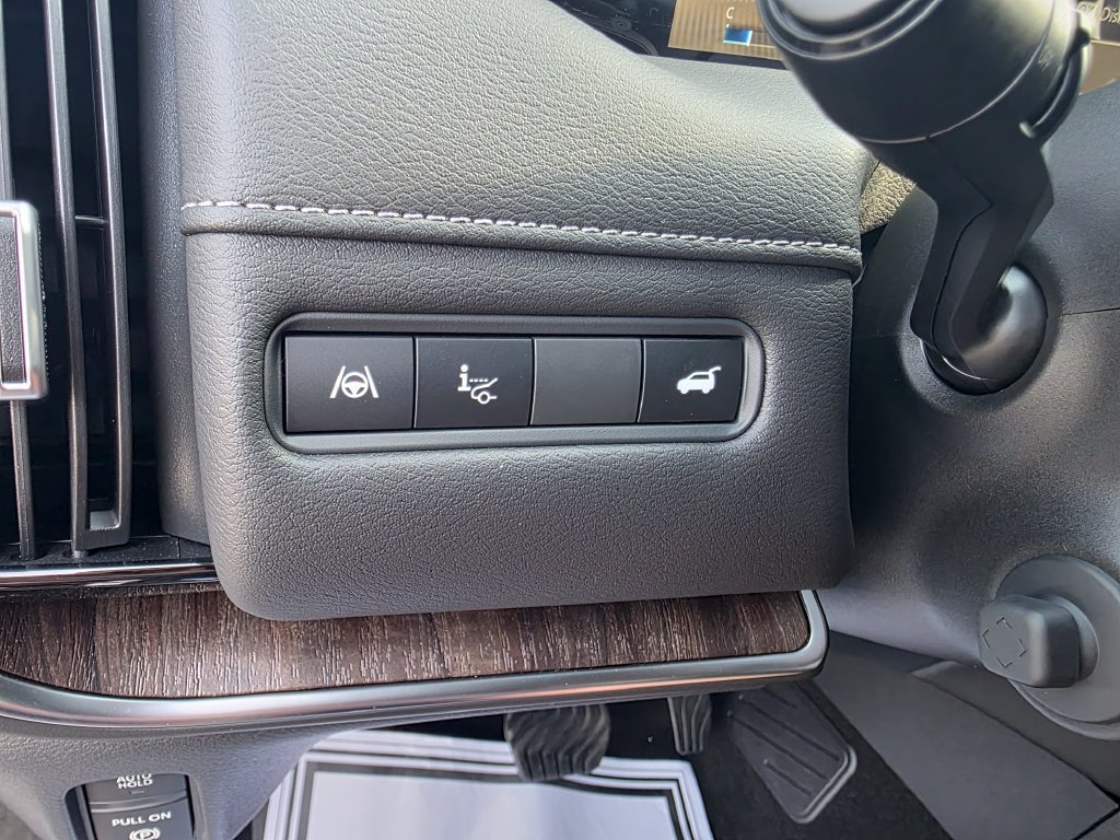 Certified 2026 Nissan Armada Platinum AWD/4WD image 41