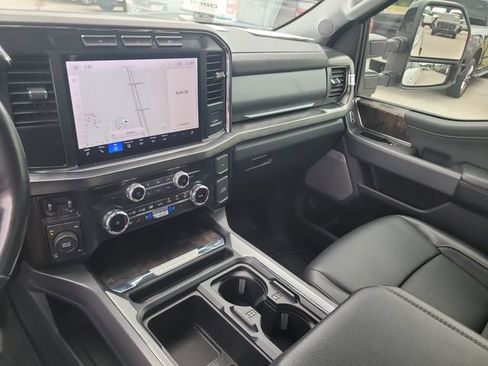 Used 2024 Ford F350 Lariat AWD/4WD image 21