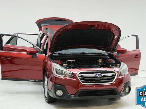 Used 2018 Subaru Outback 2.5i Premium image 12