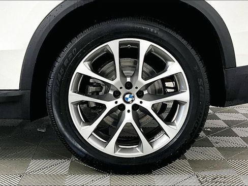 Used 2023 BMW X5 xDrive40i AWD/4WD image 8