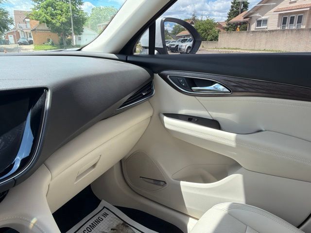 Used 2023 Buick Envision Avenir AWD/4WD image 34