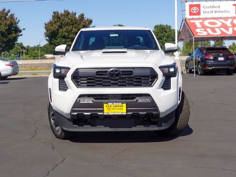 New 2026 Toyota Tacoma TRD Sport AWD/4WD image 3