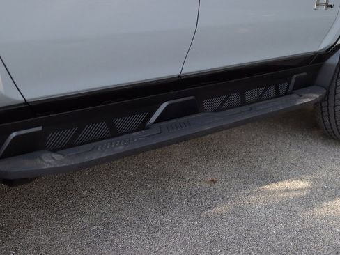 New 2026 GMC Hummer EV SUV image 55