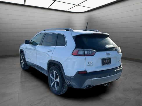 Used 2021 Jeep Cherokee Limited image 2