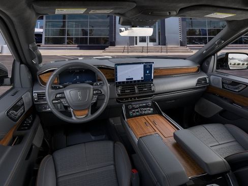 New 2023 Lincoln Navigator Black Label AWD/4WD image 9